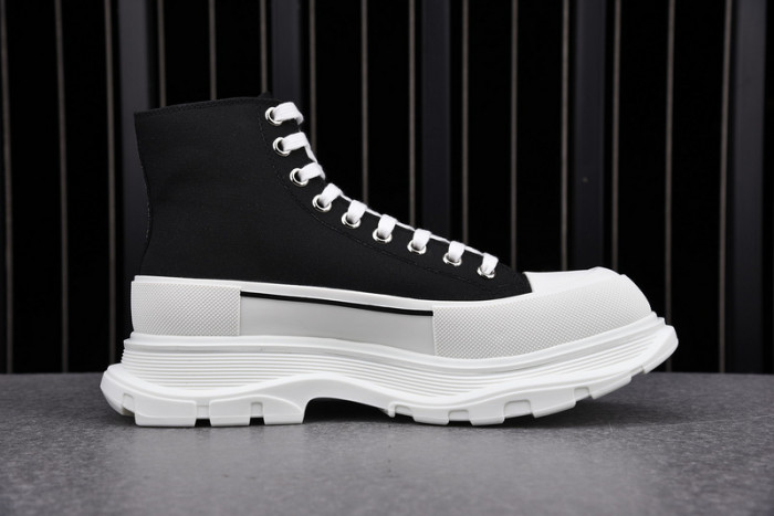 ALEXANDER MCQUEEN SNEAKERS