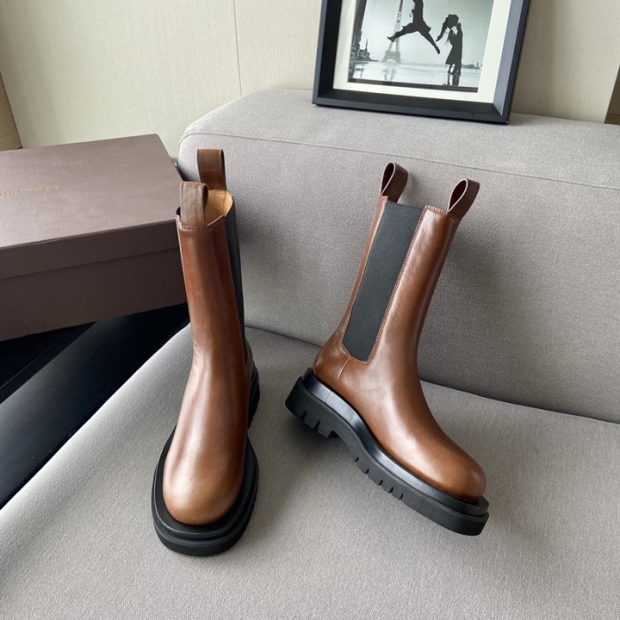 Bo*te*ga ve*ne*ta sneaker