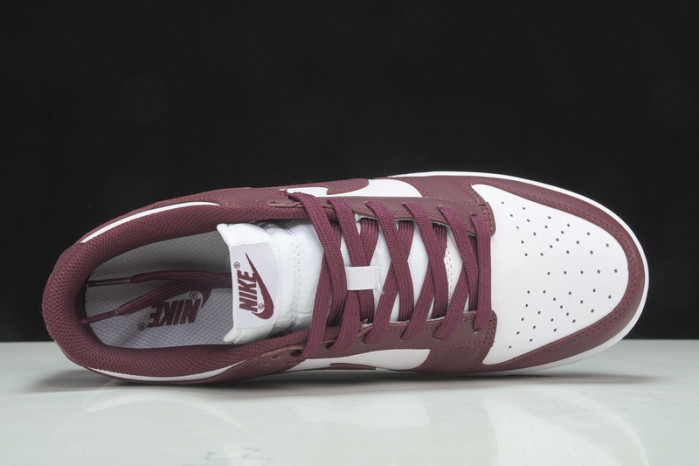Nike Dunk Low Bordeaux DD1503-108