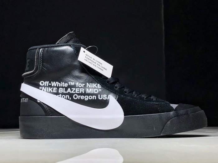 OW Nike Blazer Black AA3832-001