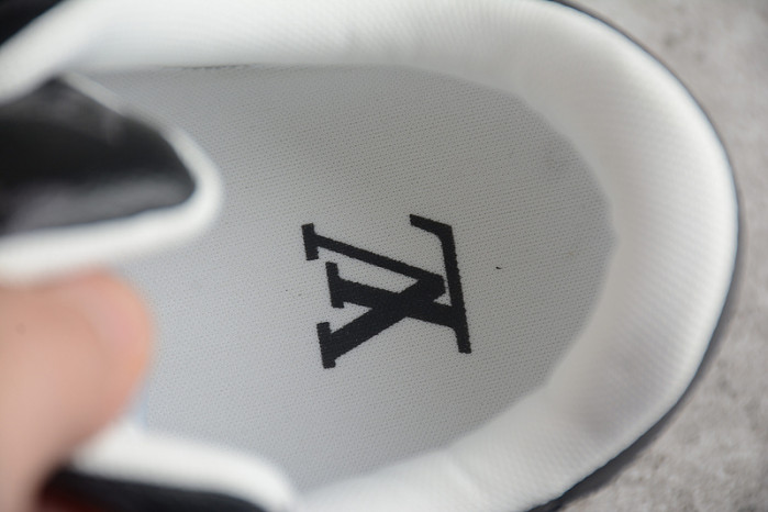 LV X NIKE AIR FORCE SNEAKER LK0236