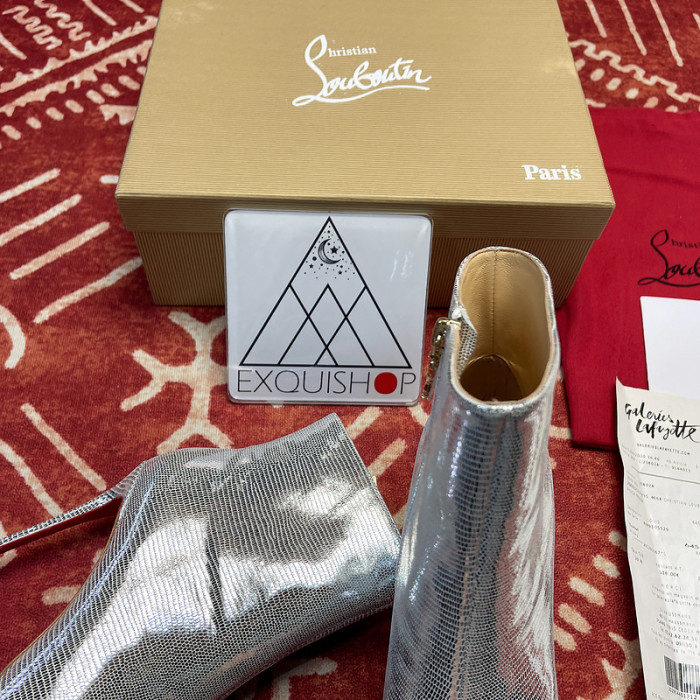 Ch**an louboutin heel