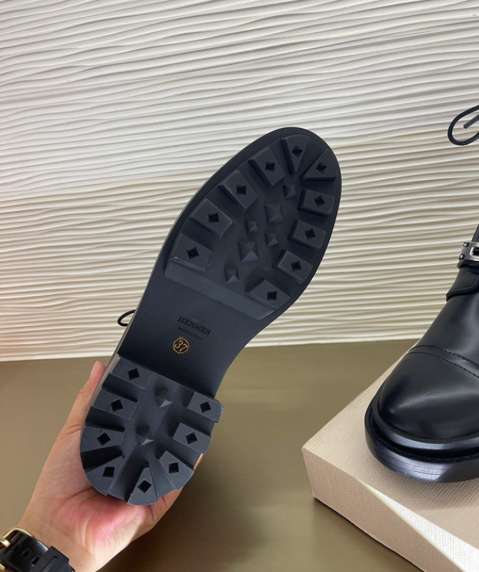 H**mes boots