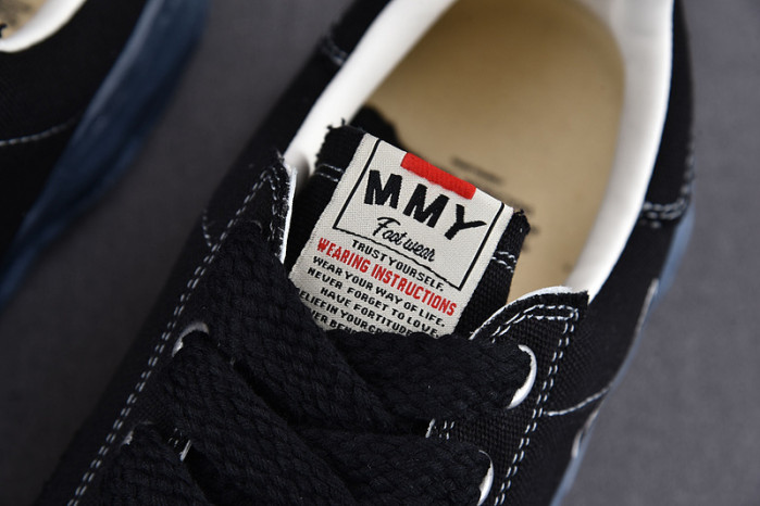 Ma*s*n mihara yasuhiro sneaker mmy-40
