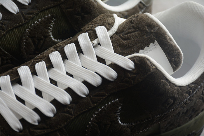 LV X NIKE AIR FORCE SNEAKER LD0251