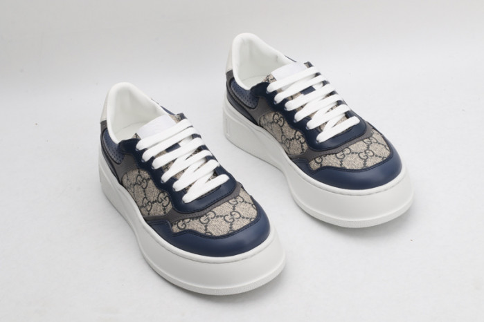 GC LOW-TOP SNEAKER