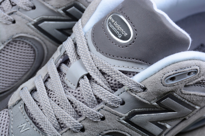 New Balance 2002 M2002RO