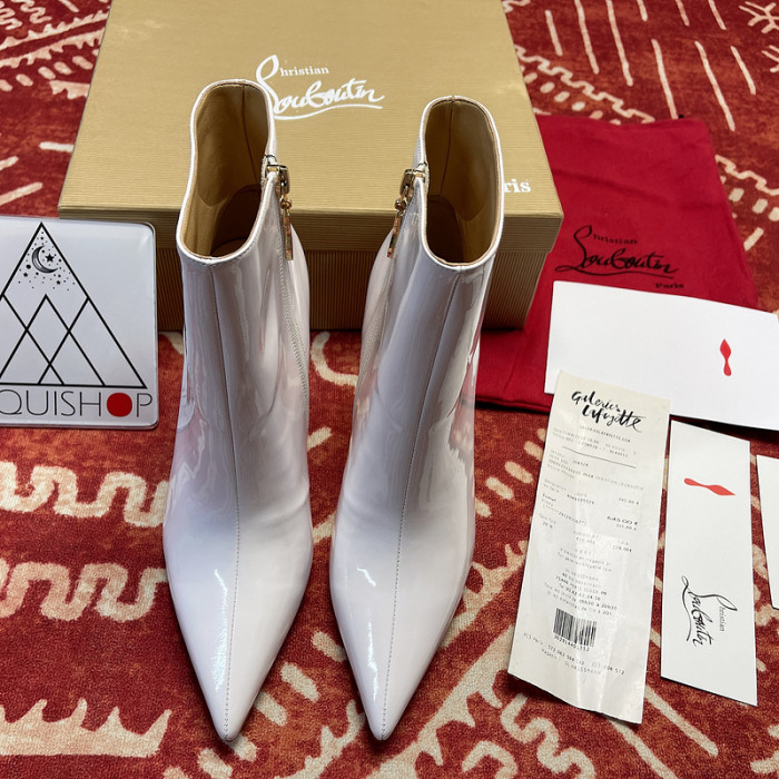 Ch**an louboutin heel