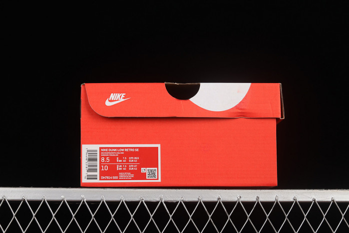 NIKE SB DUNK LOW “BARBER SHOP” DH7614-500