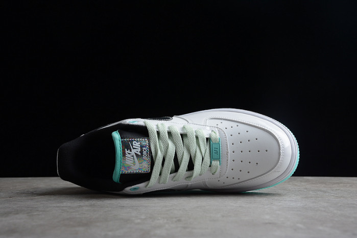 NIKE Air Force 1 DD9613-100